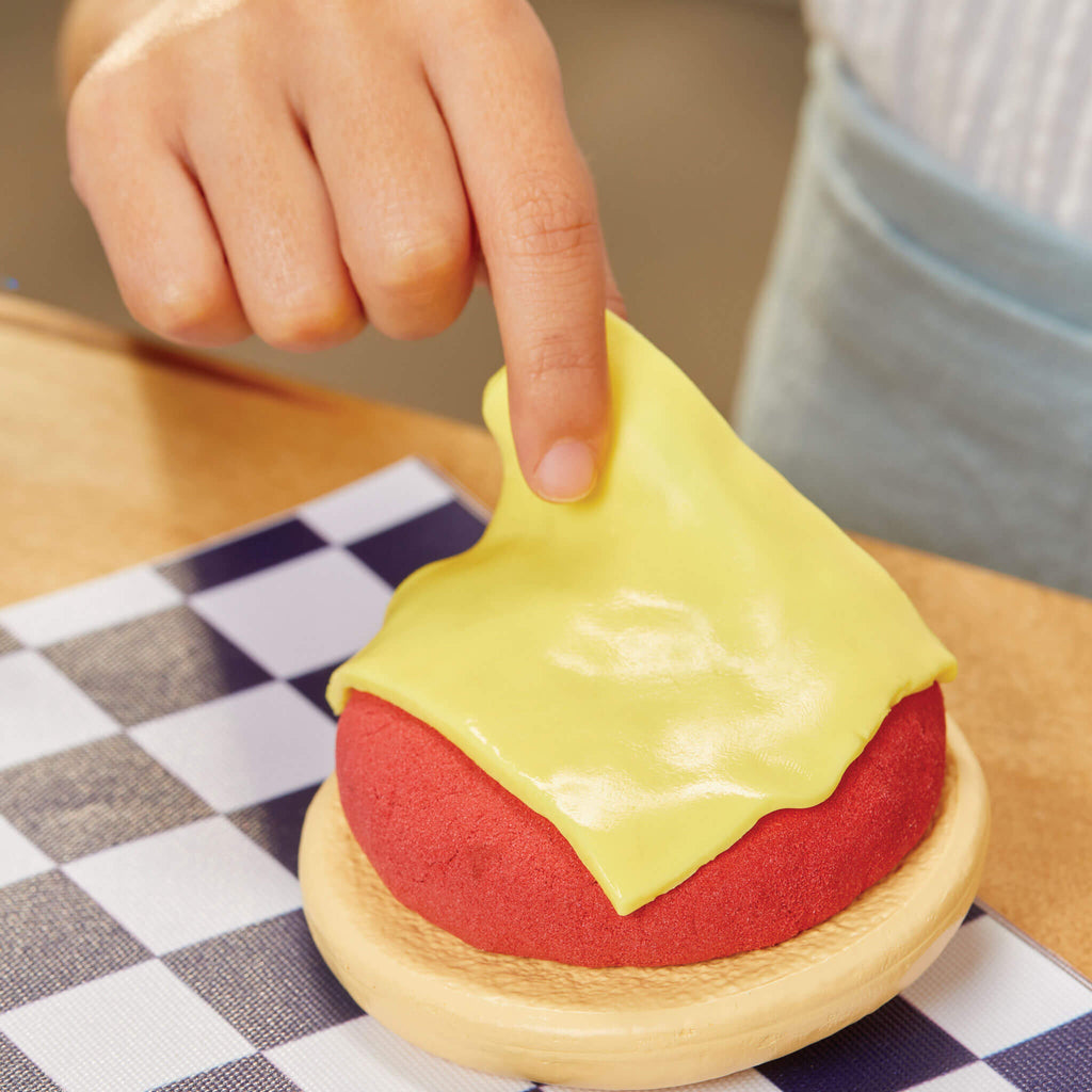 Creative Chefs™ Cheeseburger and Fries Kit - Recipe-Guided Cheeseburger Playset with Utensils Designed for Multi-Step Preparing and Plating