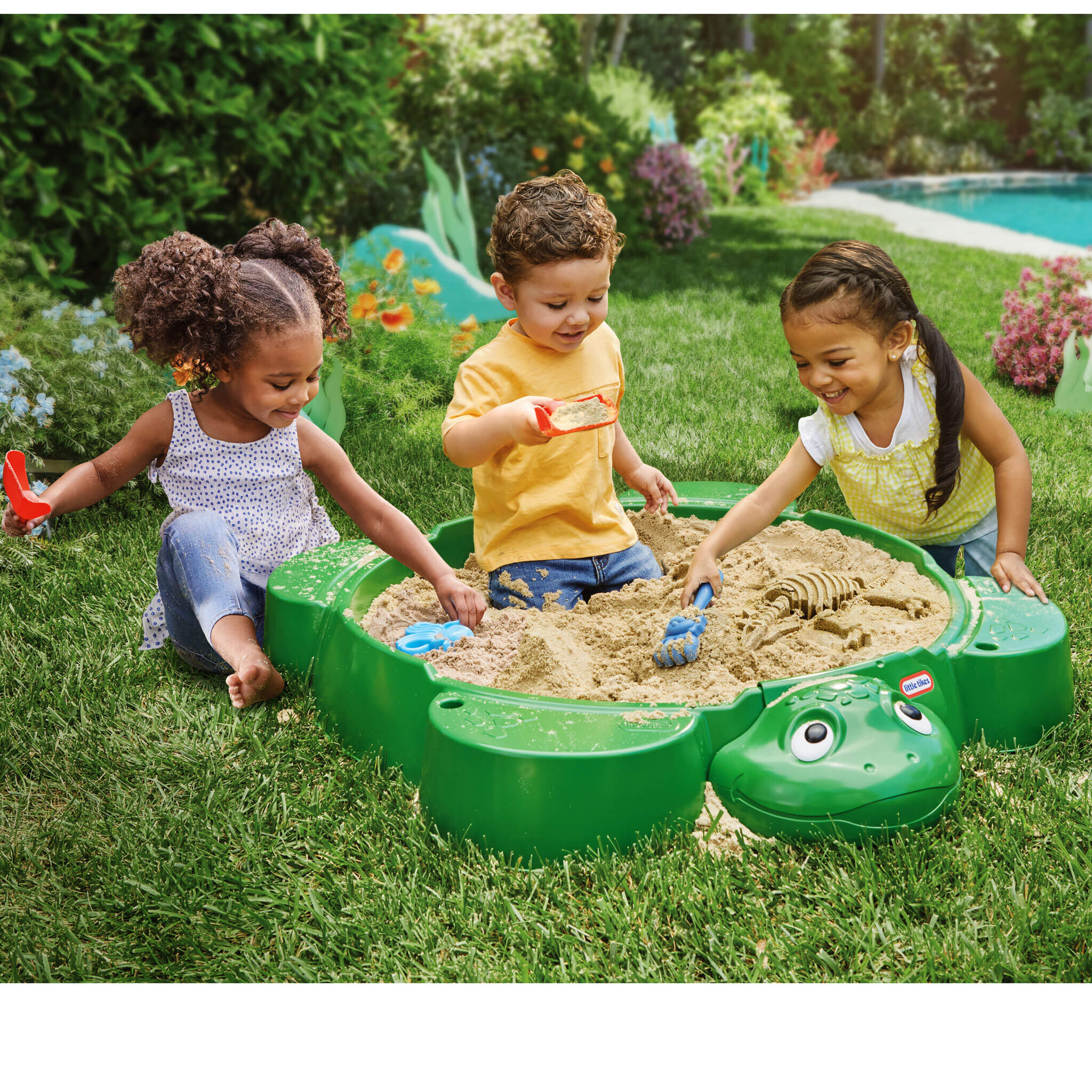 Turtle Sandbox - Classic Turtle Sandbox with Built-In Seats Designed for Covered Outdoor Sand Adventures